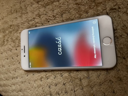 Zdjęcie oferty: iPhone 7 silver 32Gb Super stan