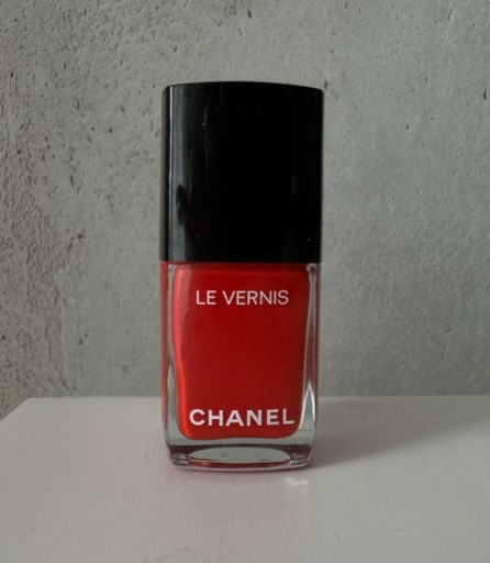 Zdjęcie oferty: Chanel Lakier Le Vernis 147 Incendiaire