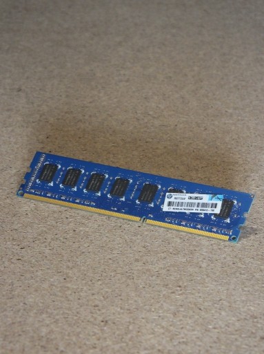 Zdjęcie oferty: Kość RAM 4GB NANYA NT4GC64B8HG0NF-DI 1245TW PC3-12800U DDR3 1600 CL11