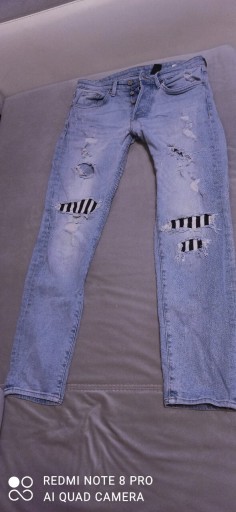Zdjęcie oferty: Spodnie męskie H&M 31/30 .Modne  przetarcia dziury