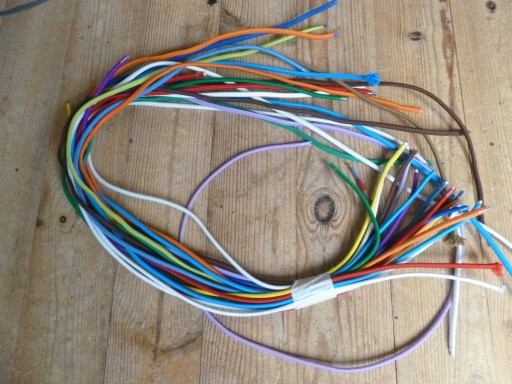 Zdjęcie oferty: Kabel w oplocie tekstylnym 2x 0,75 mm-końcówki