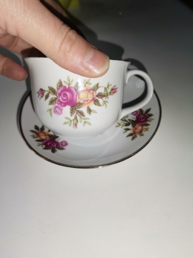 Zdjęcie oferty: Filiżanka ze spodkiem  z porcelany Polska