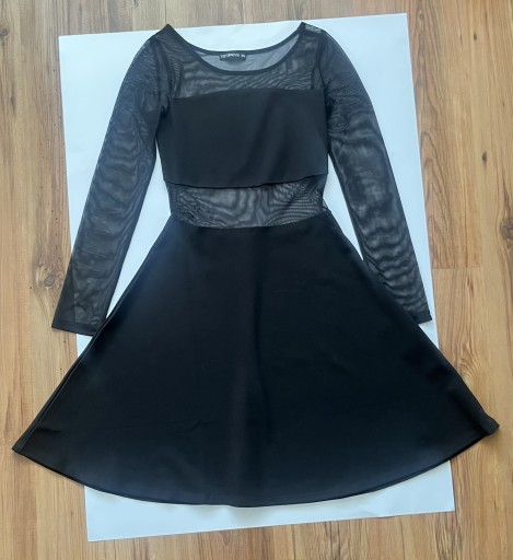 Zdjęcie oferty: Sukienka z siateczką czarna xs terranova