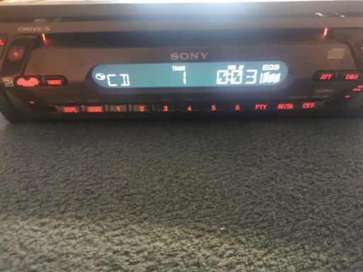 Zdjęcie oferty: radio samochodwe sony 4x45w