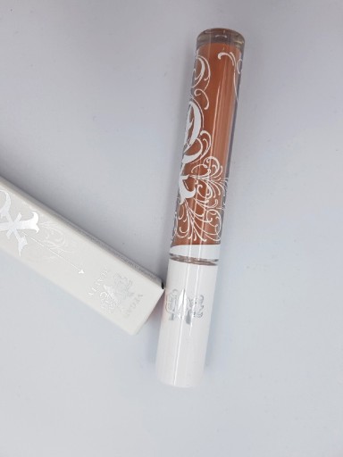 Zdjęcie oferty: Kat Von D - Xo Lip Gloss Błyszczyk Camelia 10 Nude