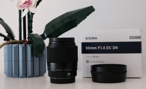 Zdjęcie oferty: Obiektyw Sigma 30mm f1.4 m43 gwarancja +filtr UV