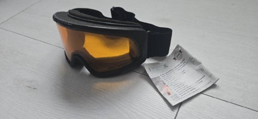 Zdjęcie oferty: Gogle narciarskie Uvex model Paragon