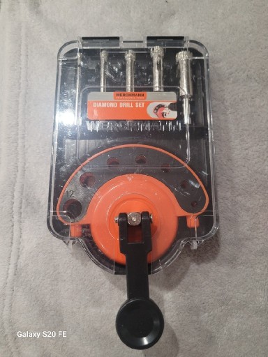 Zdjęcie oferty: Zestaw wierteł diamentowych Werckmann z prowadnicą w praktycznym pudełku