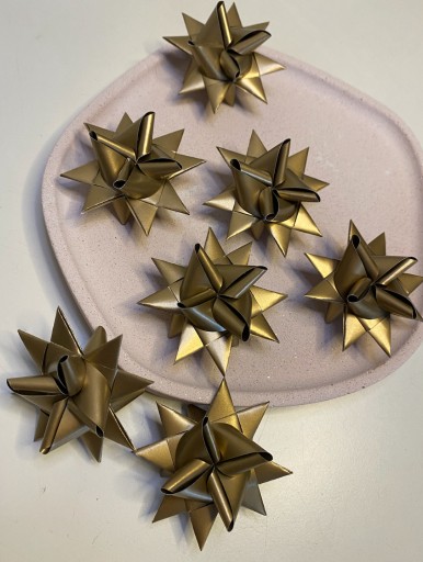 Zdjęcie oferty: Gwiazdki na choinkę handmade złote średnie komplet