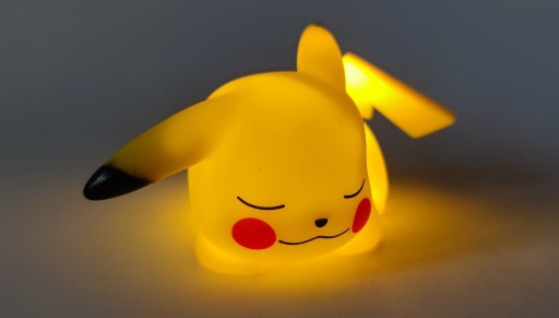 Zdjęcie oferty: LAMPKA NOCNA PIKACHU DLA DZIECKA PREZENT POKEMON 