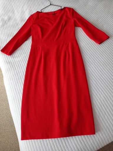 Zdjęcie oferty: Czerwona sukienka dopasowana, rozmiar: 38