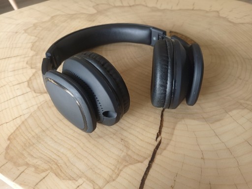 Zdjęcie oferty: Przewodowy zestaw słuchawkowy stereo V7 HA701