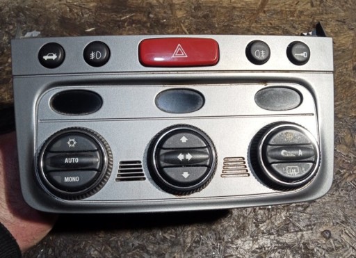 Zdjęcie oferty: Alfa Romeo 147 panel sterowania nawiewu klimy 