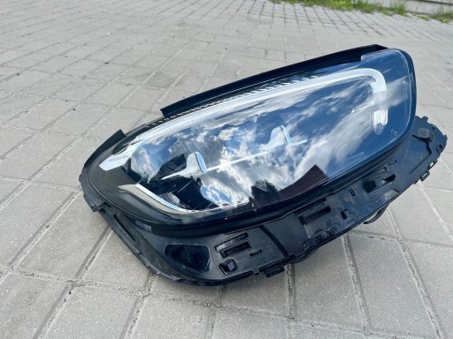 Zdjęcie oferty: LAMPA PRZÓD PRAWA MERCEDES E W213A2139067609