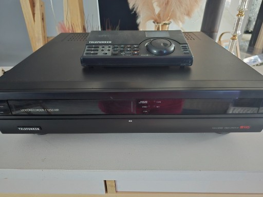 Zdjęcie oferty: Telefunken C1250 S-VHS Videorecorder Hifi 