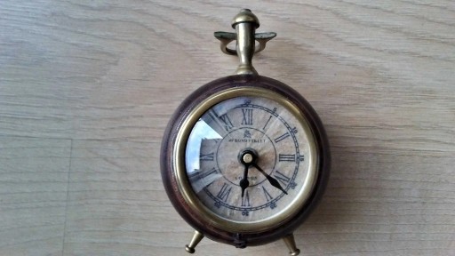 Zdjęcie oferty: Stojący zegar w oprawie skórzanej 250 zł