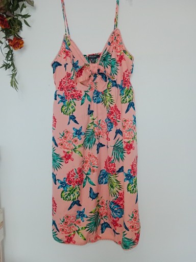 Zdjęcie oferty: sukienka na lato w kwiaty Primark rozmiar L