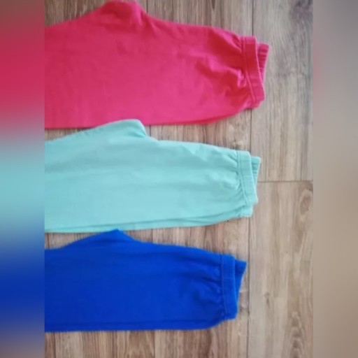 Zdjęcie oferty: Legginsy Rozmiar 146-152