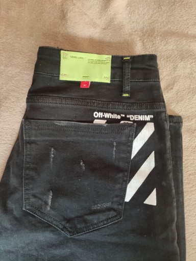 Zdjęcie oferty: Spodnie jeansowe Off White rozmiar L 