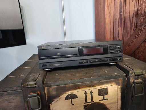 Zdjęcie oferty: Odtwarzacz CD JVC XL-E34BK