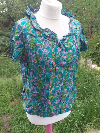 Zdjęcie oferty: Bluzka damska rozmiar XL/2XL z czasów PRL orginalna 