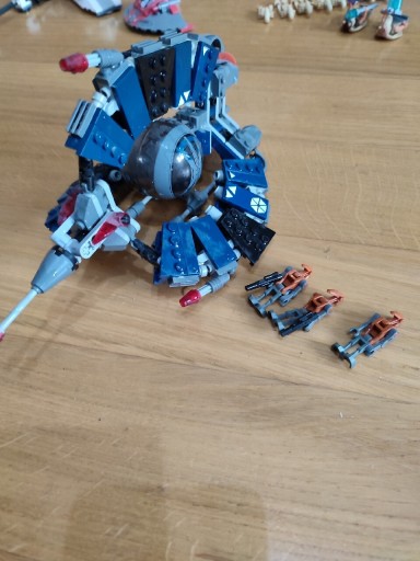 Zdjęcie oferty: LEGO star wars droid tri fighter 8086