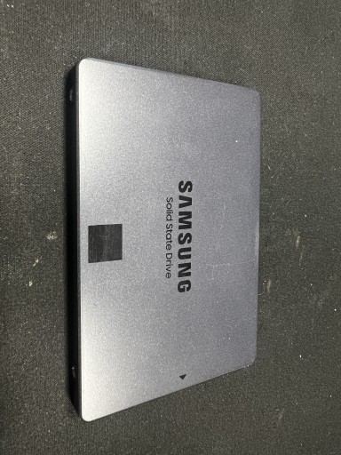 Zdjęcie oferty: Samsung SSD QVO 860 1tb