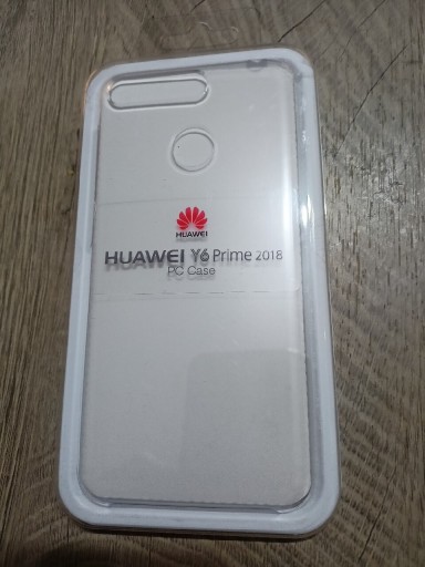 Zdjęcie oferty: Etui nakładka Huawei Y6 prime 2018 oryginalny