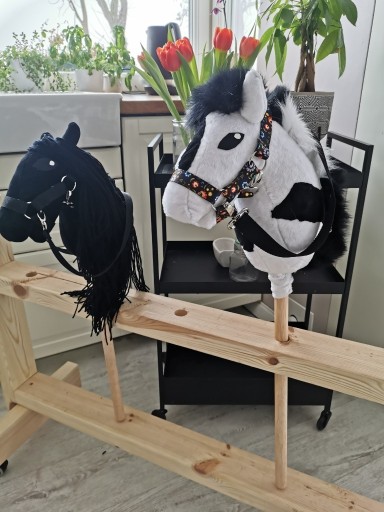 Zdjęcie oferty: Koń Hobby Horse na kijku - Bella + zestaw 