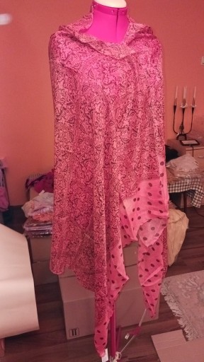 Zdjęcie oferty: szal duzy 100x180 marszczony 15