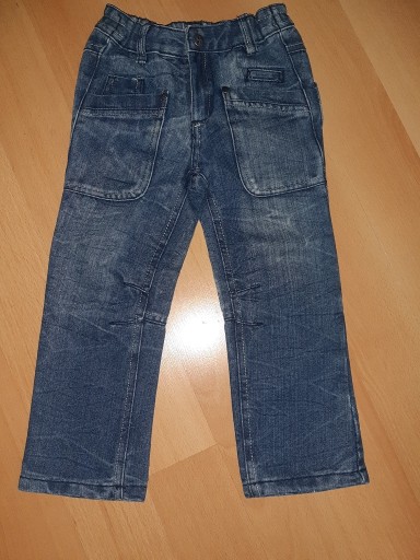 Zdjęcie oferty: Spodnie * jeansowe * roz. 104 