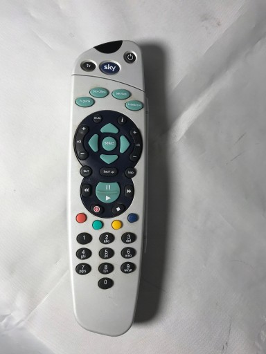 Zdjęcie oferty: Pilot Sky Navigator pełna klawiatura KR1000 060301