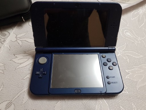 Zdjęcie oferty: Zestaw Pokemon 3ds XL + gry