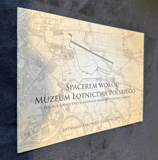 Zdjęcie oferty: Spacerem Wokół Muzeum Lotnictwa Polskiego