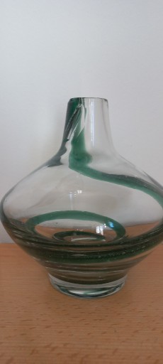 Zdjęcie oferty: Piękny wazon szkło barwione w masie.