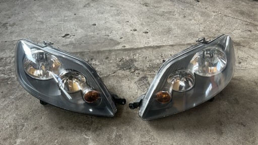 Zdjęcie oferty: VW GOLF VI PLUS 5M 09-13 5M1941005G lampy przód