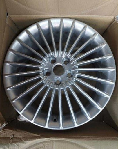 Zdjęcie oferty: Felgi Jaguar S-TYPE Mercury 8" x 18" FABRYCZNIE NOWE