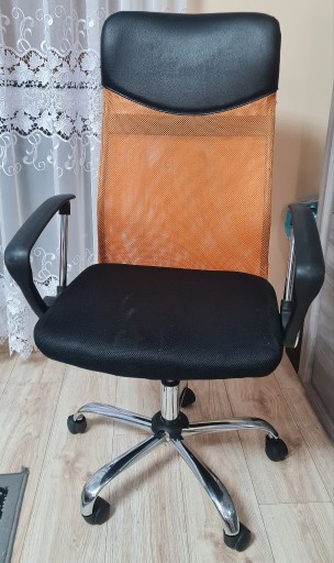 Zdjęcie oferty: Krzesło biurowe BILLUM pomarańczowe