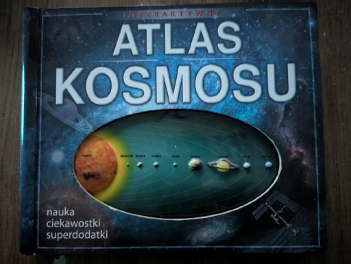 Zdjęcie oferty: Interaktywny atlas kosmosu 