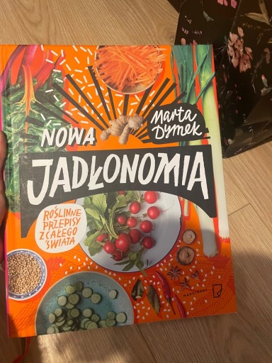 Zdjęcie oferty: Książka „Nowa jadłonomia”  Marta Dymek