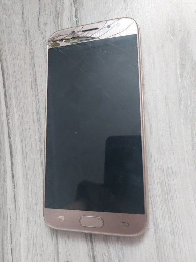 Zdjęcie oferty: Samsung Galaxy j5 2017 uszkodzony