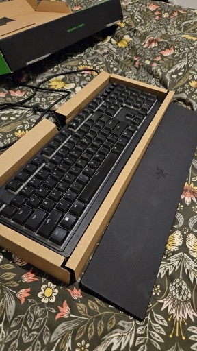 Zdjęcie oferty: Razer Ornata V3 - stand bdb