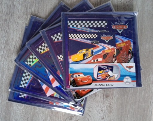 Zdjęcie oferty: Zygzak McQueen Auta Cars puzzle kartka urodzinowa 