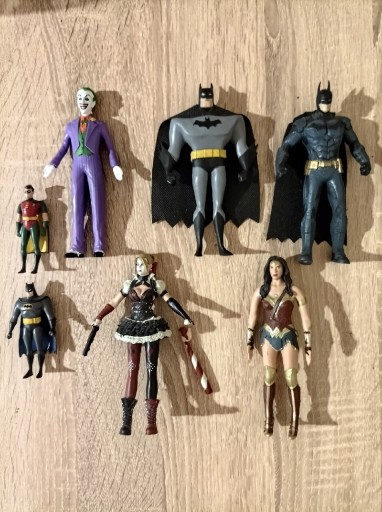 Zdjęcie oferty: Figurki DC Comics Batman, Joker, H Queen, Robin