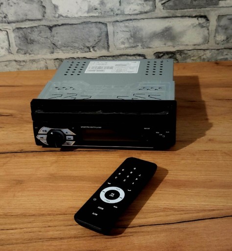 Zdjęcie oferty: Radio z wysuwanym ekranem