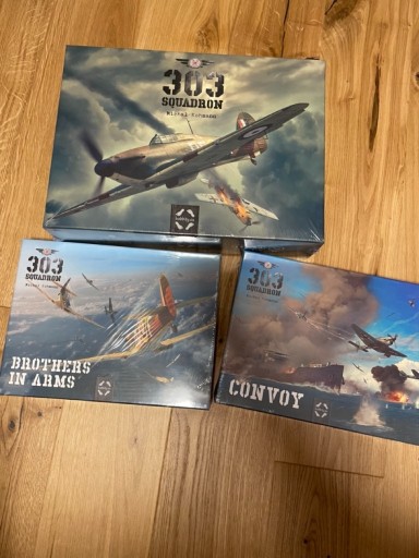 Zdjęcie oferty: 303 Squadron Dywizjon 303 [nowe, nieotwierane]