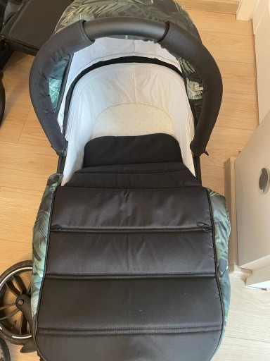 Zdjęcie oferty: BABYACTIVE MOMMY 2W1 JUNGLE + ADAPTERY MAXI COSI