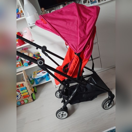 Zdjęcie oferty: Wózek spacerowy cybex ezzy s twist 