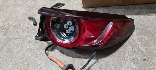 Zdjęcie oferty: Mazda 3 2021 lampa prawy tył uszkodzona 