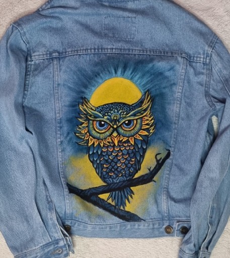 Zdjęcie oferty: Kurtka jeansowa ręcznie malowana sowa